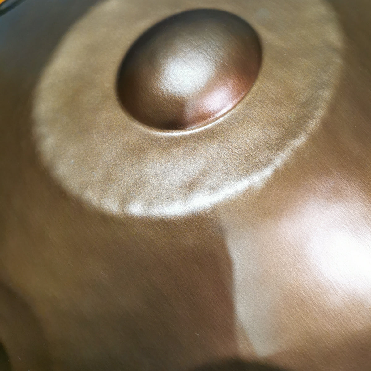 Handpan hecho a mano en re menor 8+1 notas 432 Hz 22 pulgadas acero percusión masiva